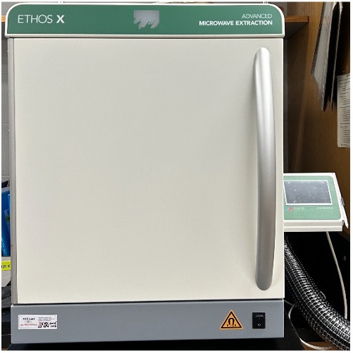 ETHOS X microwave extraction system