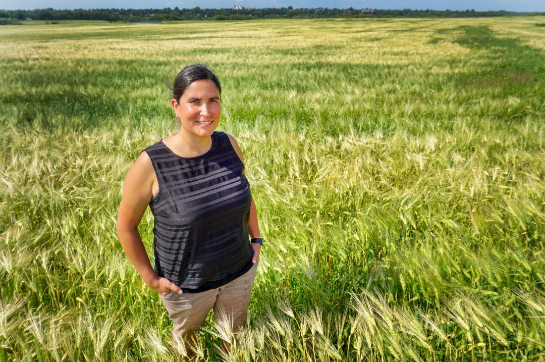 USask soil scientist Dr. Melissa Arcand (PhD) will be working in partnership with Mistawasis Nêhiyawak, Saskatchewan Aboriginal Lands Technicians, and the International Buffalo Relations Institute. (Photo: Submitted)