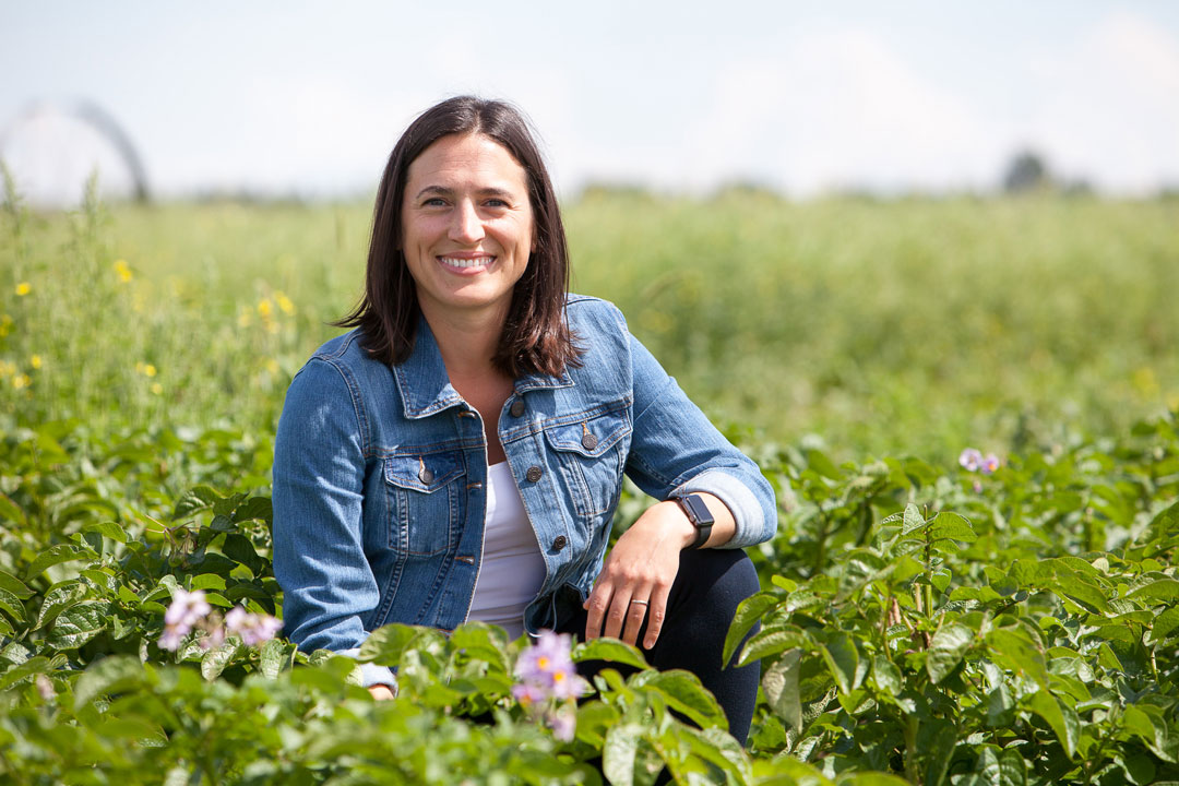Dr. Kate Congreves (PhD) is a recipient of the 2023 University of Saskatchewan New Researcher Award. (Photo: Christina Weese)